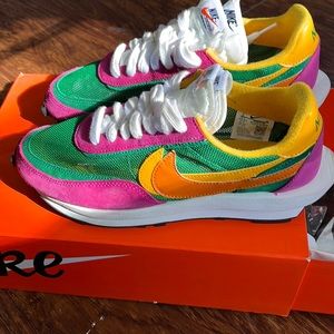 Nike Sacai “Pinegreen”